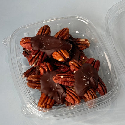 Molly's Pecan Turtles