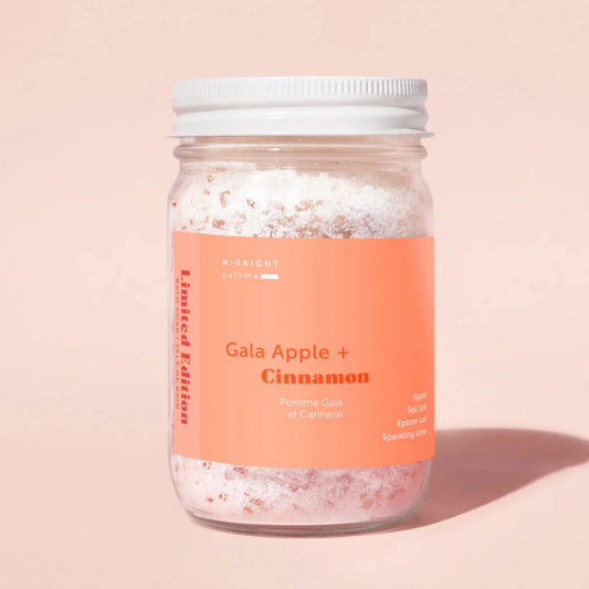 Midnight Paloma Gala Apple + Cinnamon Bath Soak